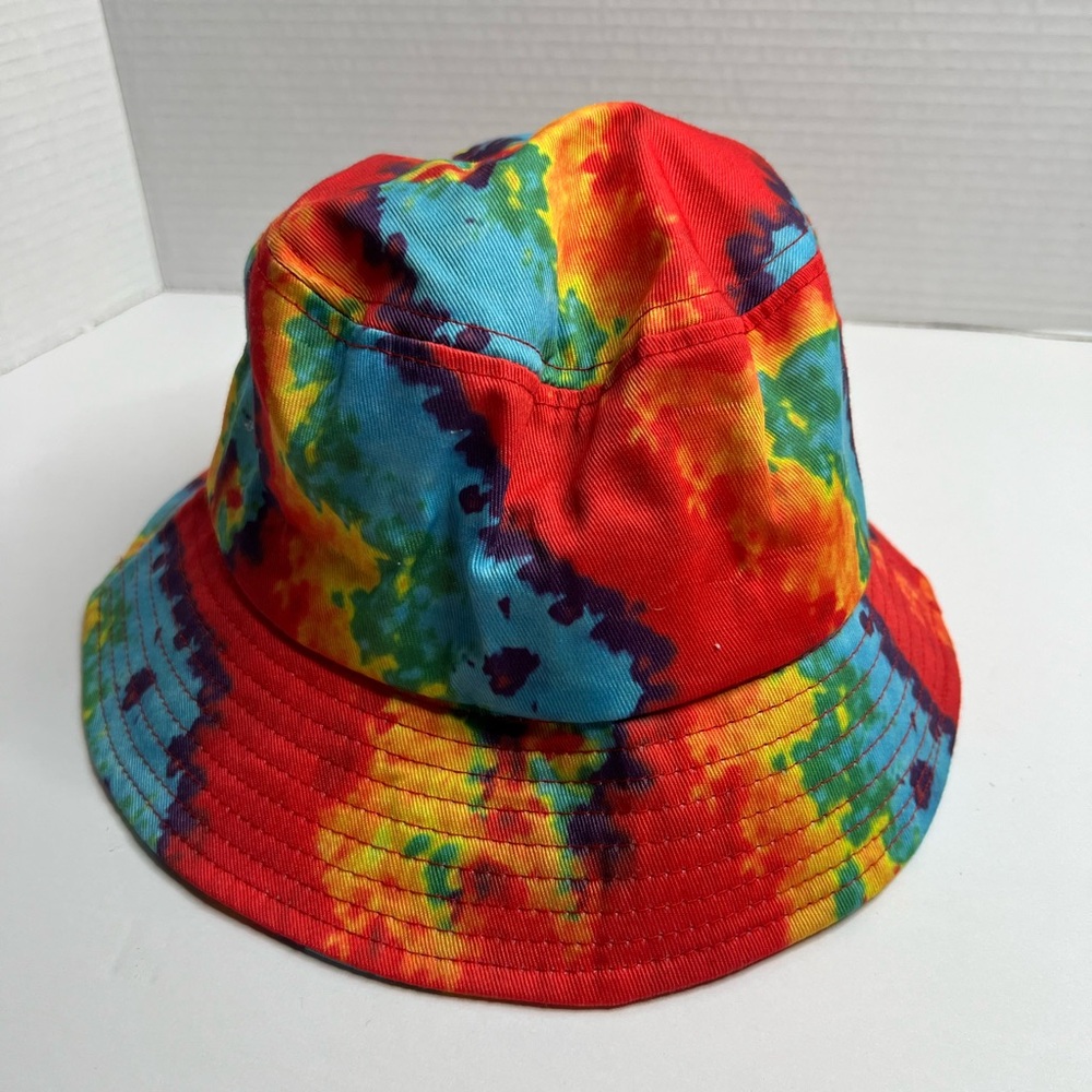 The Best Tour Ever Tour Tie Die Bucket Hat 7 1/2in All Over Print Multicolor EUC - Picture 3 of 6